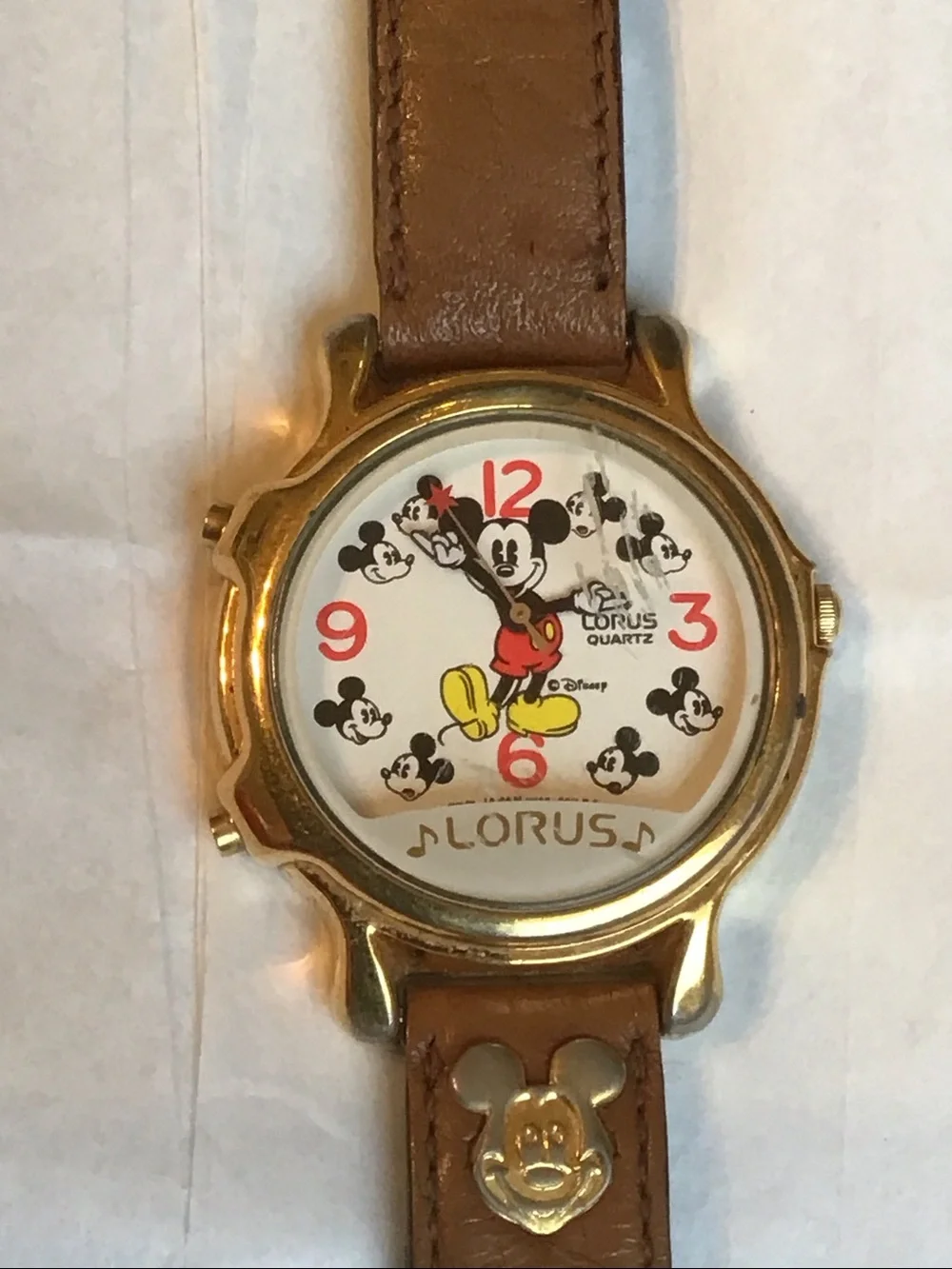 Vintage Lorus Quartz Musical Mickey Mouse Watch, V422-0010 ZO